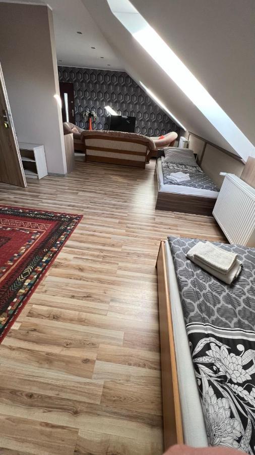 Fitnessfun Bed and Breakfast Krzyż Buitenkant foto